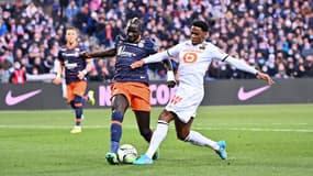 Jonathan David face à Mamadou Sakho, lors de MHSC-LOSC.