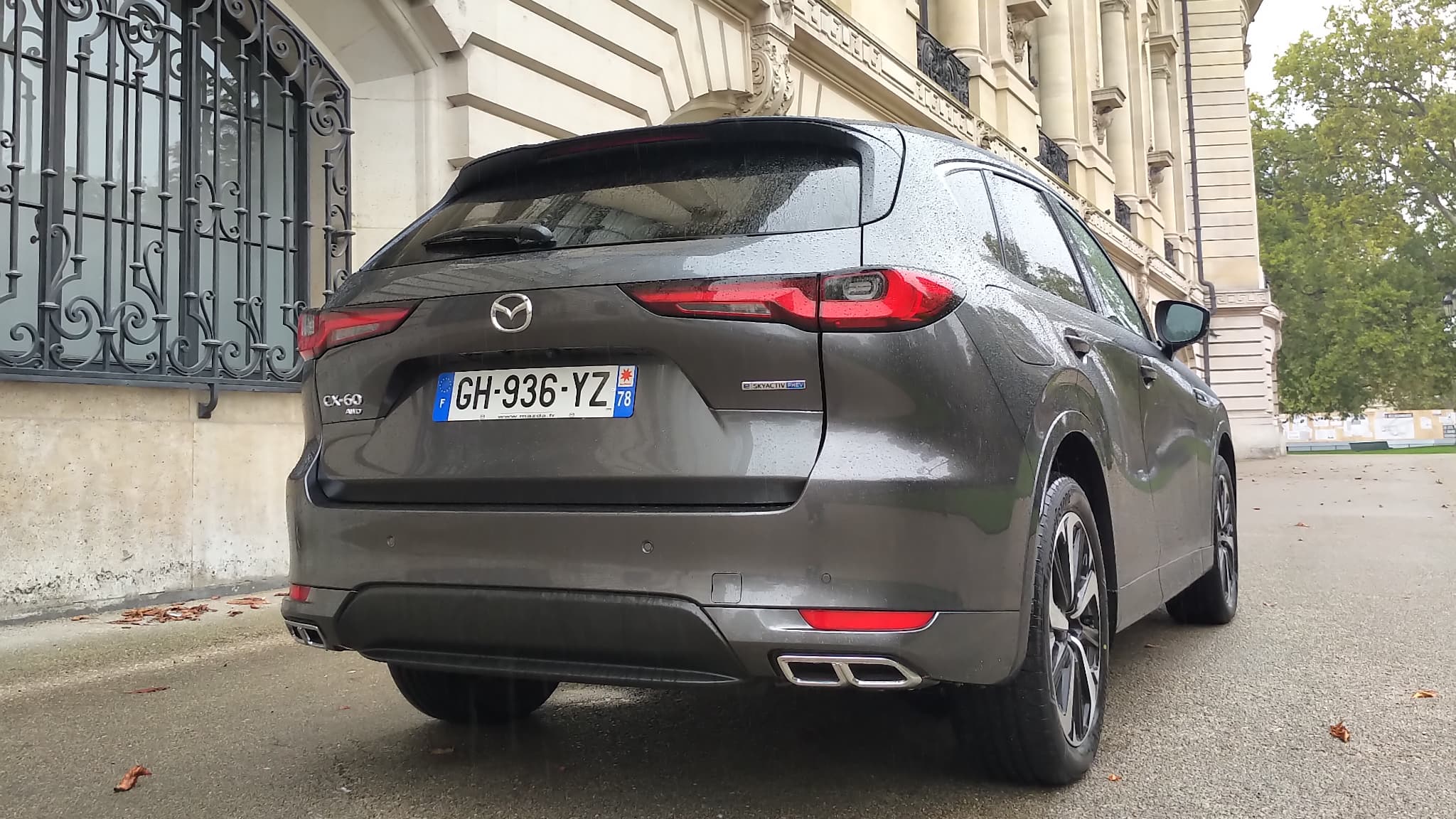 Le Mazda CX-60 est le grand SUV du constructeur japonais. Le Mazda CX-60 est le grand SUV du constructeur japonais.