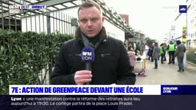 Action de Greenpeace devant une école du 7e pour sensibiliser à la question de la qualité de l'air