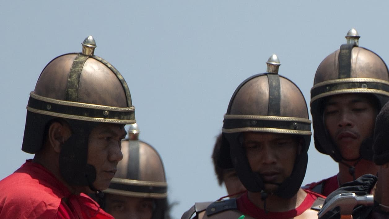 Un pélerin philippin rejouant pour de vrai les dernières heures de Jésus-Christ.