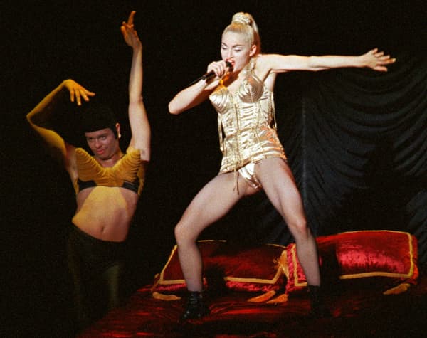 Madonna, Blonde Ambition Tour, 1990