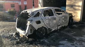 La voiture du maire de Briançon, Arnaud Murgia, a été incendiée dans la nuit de mardi à mercredi devant son domicile.