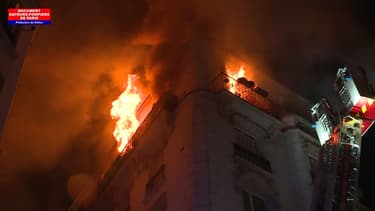 Important incendie dans le XVII arrondissement de Paris. - Pompiers de Paris