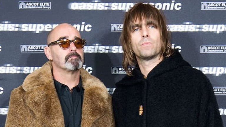 Paul Arthurs et Liam Gallagher en 2016.