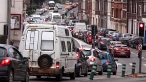 Pour deux travailleurs sur trois, le bureau se situe en dehors de la commune où ils vivent. 