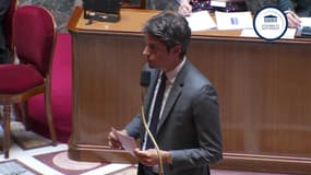 "Le chômage des travailleurs en situation de handicap est passé, sur les cinq dernières années, de 19% à 11%" affirme Gabriel Attal