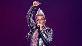 La chanteuse Pink lors de son concert à Paris La Défense Arena le 20 juin 2023.
