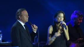 Le chanteur espagnol Julio Iglesias lors d'un concert à Dubaï au mois de mars