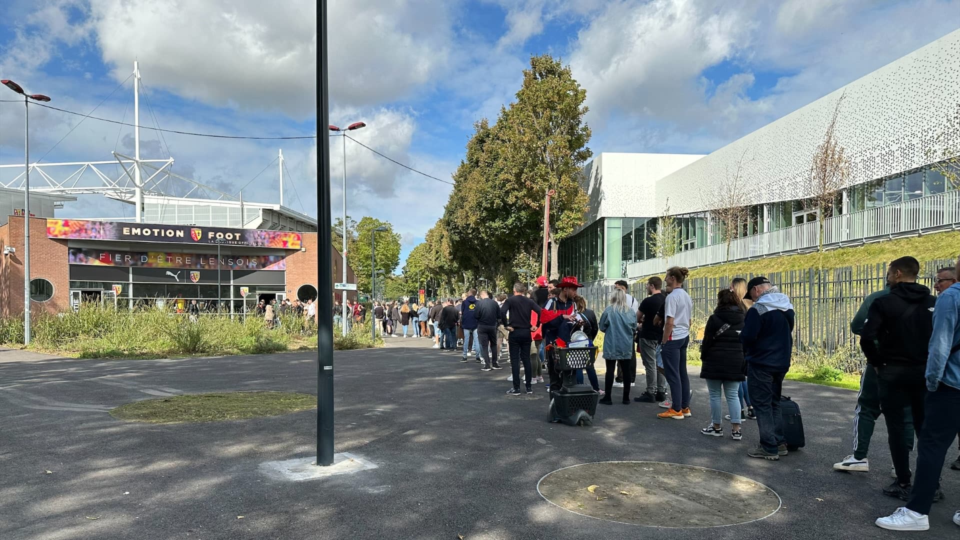 Ligue des champions - Lens-Arsenal, boutique du RCL, le 3 octobre 2023