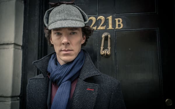Benedict Cumberbatch dans la série "Sherlock" Benedict Cumberbatch dans la série "Sherlock"