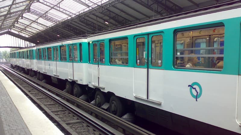 Une rame de la ligne 6, à Paris (Photo d'illustration). 