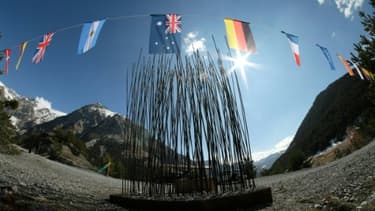 Photo prise le 23 mars 2016 à à à Prads-Haute-Bléone (Alpes-de-Haute-Provence) du mémorial en hommage aux victimes du vol qui s'est écrasé le 24 mars 2015