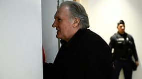 Gérard Depardieu au tribunal de Paris, où il est jugé pour agression sexuelle, le 27 mars 2025