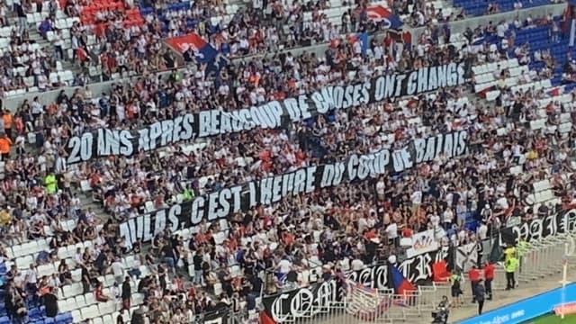 La banderole des Bad Gones lors d'OL-Nantes.