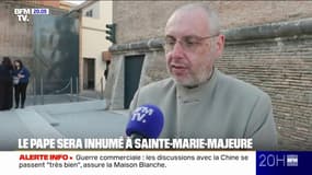 "C'était étrange de voir le Saint-Père de cette façon": l'émotion des proches du pape François après s'être recueillis près de son cercueil