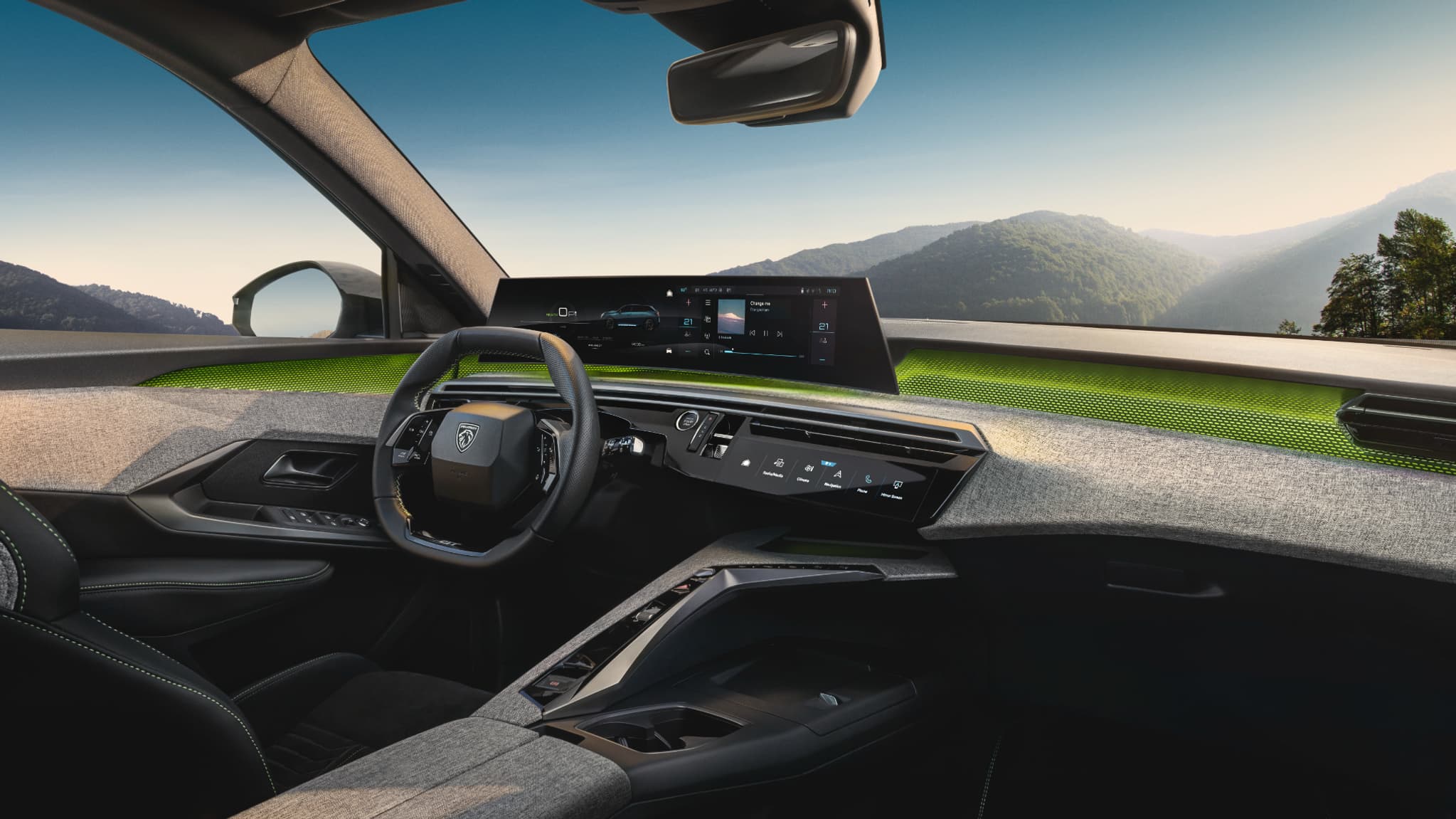 The interior of the last 3008 and 5008 offers a new interpretation of the Peugeot I-Cockpit.
The interior of the last 3008 and 5008 offers a new interpretation of the Peugeot I-Cockpit.