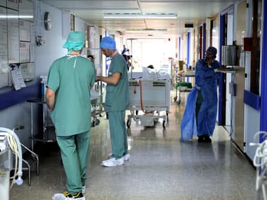 Des infirmiers à l'hôpital de Lille, le 2 avril 2013. (Photo d'illustration)