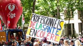 Photo d'illustration - Une manifestation des soignants contre le manque de personnel à l'hôpital à Paris en juin 2022