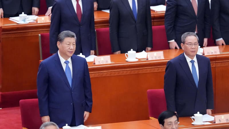 Le Parti communiste peine à relancer les dépenses des Chinois, notamment parce qu'il n'y a pas assez d'aides sociales: la consommation y pèse seulement 40% du PIB contre 53% en France et 68% aux États-Unis