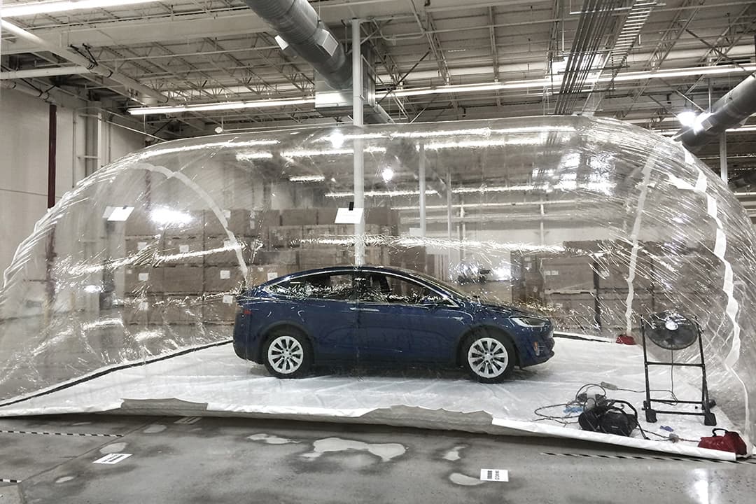 Tesla Model Y - Impressionnante démonstration du filtre HEPA
