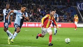 Badé poursuit Mauricio, un futur coéquipier ?