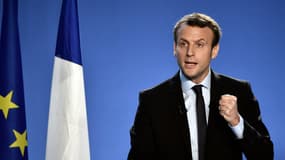 Emmanuel Macron annonce sa candidature à l'élection présidentielle, le 16 novembre. 