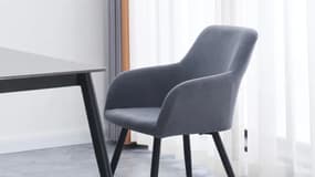 Leroy Merlin : ce lot de chaises scandinaves en velour voit son prix s'effondrer