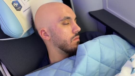 Rayan Cherki sans cheveux dans une publication de Marcus Thuram sur Instagram, le 30 mars 2026 Rayan Cherki sans cheveux dans une publication de Marcus Thuram sur Instagram, le 30 mars 2026