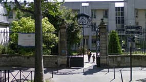 Une patiente de 90 ans a été retrouvée morte dans les jardins de l'hôpital Sainte-Périne, à Paris.
