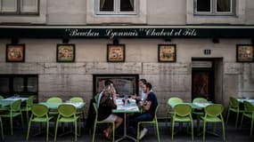 Une terrasse à Lyon en juin 2020. 
