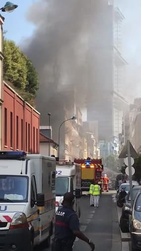 Incendie d'un immeuble à Clichy - Témoins BFMTV