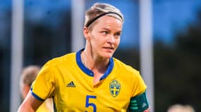 La footballeuse Nilla Fischer avec la Suède, le 1er mars 2019