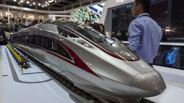 Une maquette du dernier TGV chinois sur le stand CRRC au salon Innotrans, le grand rendez-vous mondial du ferroviaire, à Berlin, en septembre 2018.