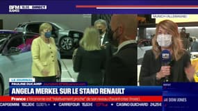 Angela Merkel sur le stand Renault
