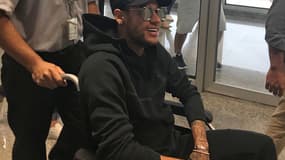 Neymar en fauteuil roulant