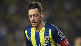 Mesut Özil avec Fenerbahce, en 2022.