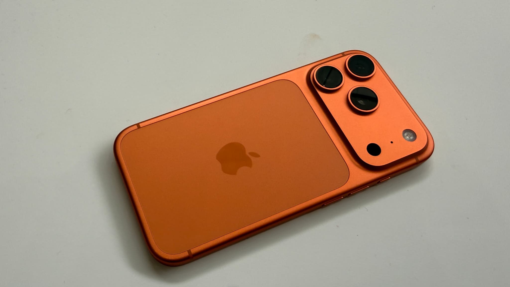 L'iPhone 17 Pro et son nouveau design L'iPhone 17 Pro et son nouveau design