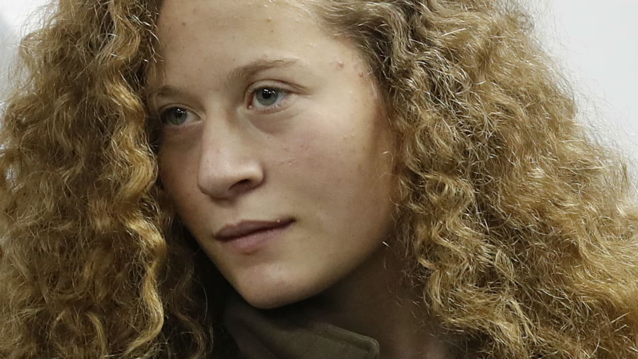 Ahed Tamimi accusée d'avoir frappé des soldats israéliens