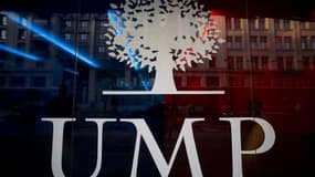 Le logo de l'UMP au siège du parti le 16 septembre 2014 à Paris