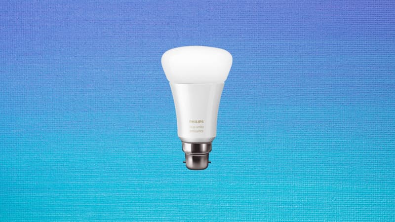La célèbre ampoule connectée Philips Hue est à prix réduit pour les soldes Amazon