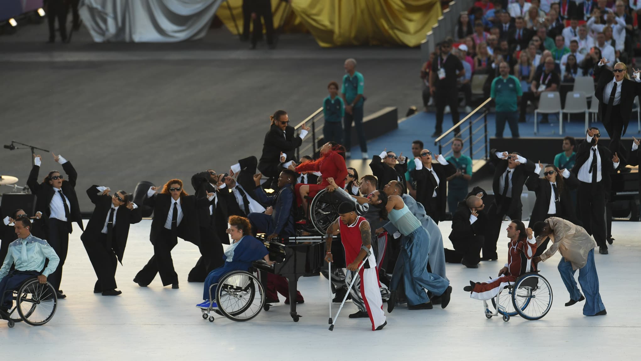 Le premier tableau de la cérémonie d'ouverture des Jeux paralympiques, le 28 août 2024. Le premier tableau de la cérémonie d'ouverture des Jeux paralympiques, le 28 août 2024.