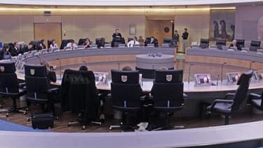 Les collectivités ont manifesté leur colère après l'annonce d'une baisse de leurs dotations.