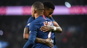 Kylian Mbappé et Presnel Kimpembe, au Parc des Princes le 27 octobre 2019