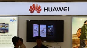 Le Chinois Huawei veut concurrencer Apple et Samsung sur le marché des smartphones.