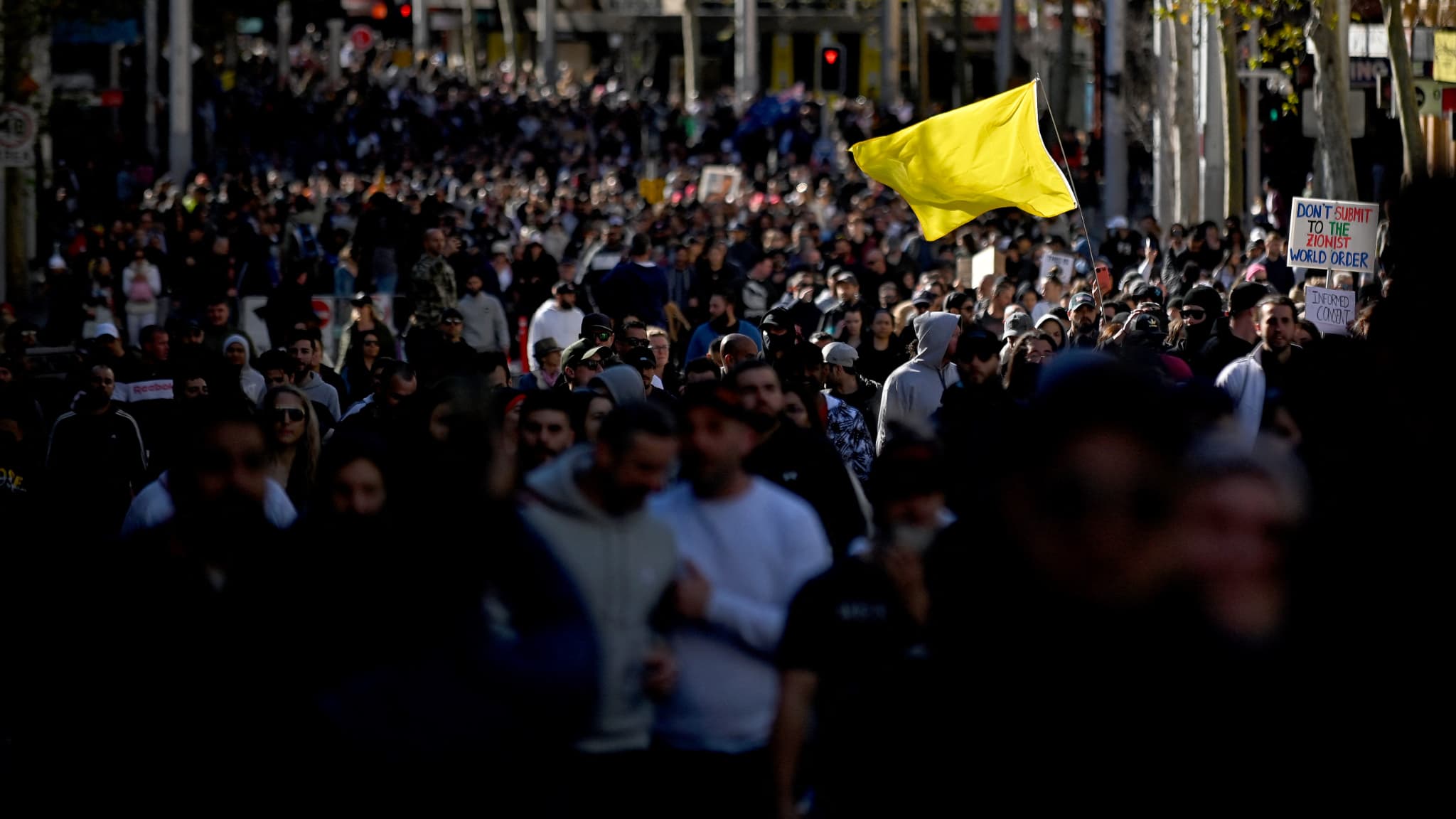 Des milliers de manifestants dans les rues de Sydney ce samedi Des milliers de manifestants dans les rues de Sydney ce samedi