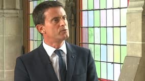 Manuel Valls s'est exprimé ce lundi soir pour Grand Angle - BFMTV, au sujet de la crise des migrants à Calais.