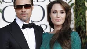 Une femme employée en qualité de secrétaire bilingue au domaine de Miraval, la résidence varoise du couple Brad Pitt-Angelina Jolie, a décidé de poursuivre les stars hollywoodiennes devant les prud'hommes de Draguignan pour "licenciement abusif". La plaig
