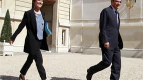 L'ancien-Premier ministre François Fillon et sa ministre des Sports de l'époque Chantal Jouanno, en août 2011. Le candidat favori pour la présidence de l'UMP, a critiqué le ralliement de la sénatrice UMP de Paris au nouveau parti centriste de Jean-Louis B
