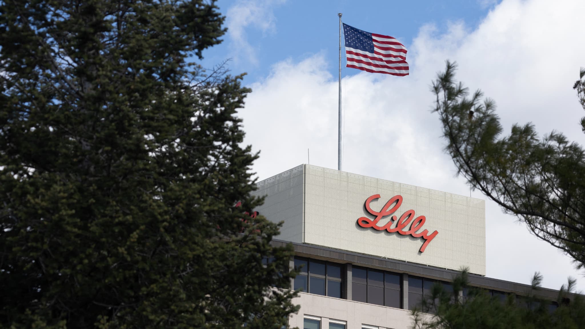 Novo Nordisk, Eli Lilly'ye karşı: Danimarkalı ilaç devi, obezite ilacı reklamlarının durdurulmasını istiyor