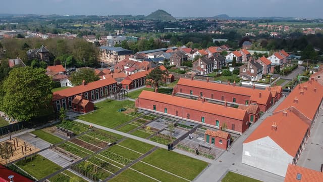 Dans le Nord, la plus ancienne cité minière transformée en lieu culturel